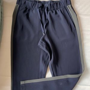 Lululemon Keep Moving Pant 28”